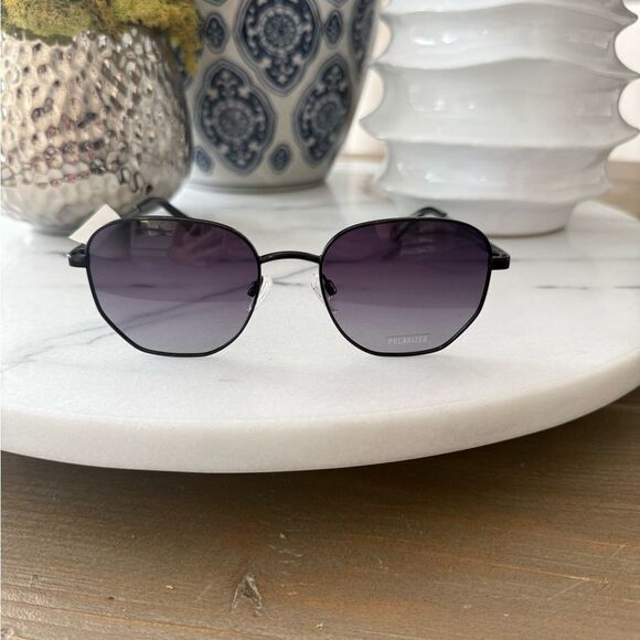 Quay BIG TIME Women\'s Metal Frame Hexagonal Sunglasses⭐️